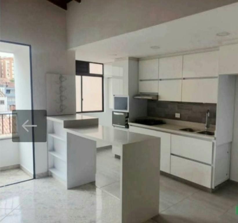 VENDO APARTAMENTO EN LAURELES NOGAL en Medellín - Imagen 8