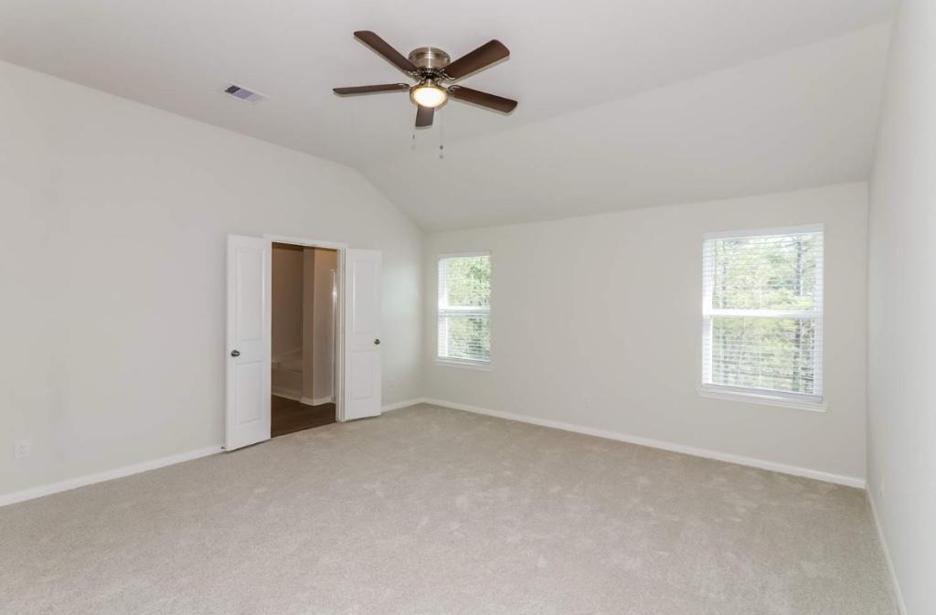 SPACIOUS 4 Bed For Rent in Houston - Image 6