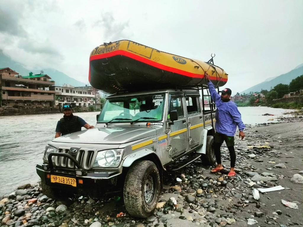 River Rafting in Kullu in Manāli - Image 6