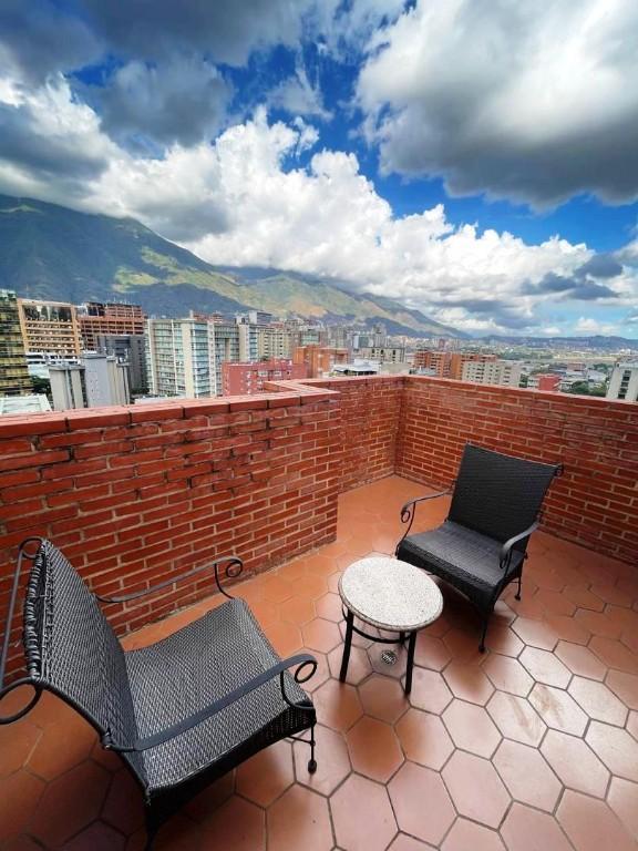 PENT-HOUSE - EL ROSAL - 251 Mts2 en Venezuela - Imagen 12