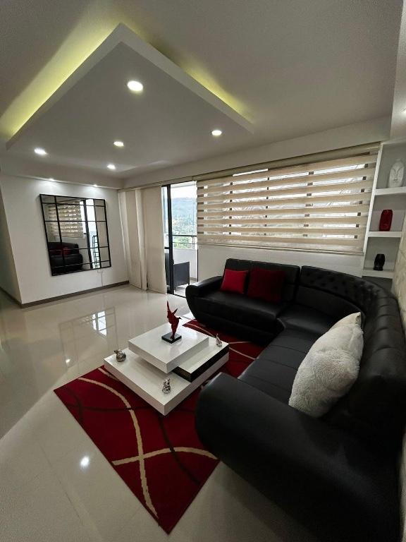 VENTA APARTAMENTO CALLE 200. CONJUNTO MONTESOL en Bucaramanga - Imagen 2