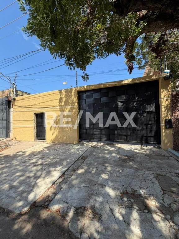 Casa Comercial 18 de Octubre, Remax Millenium en Tovar - Imagen 2