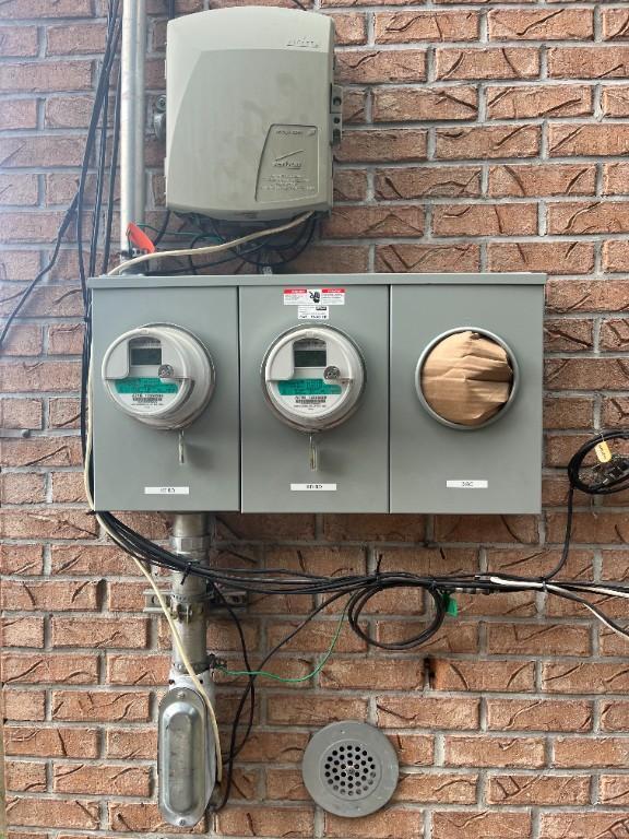 ELECTRICIAN (347) 978-4327 RESIDENTIAL & COMMERCIAL in New York - Image 1