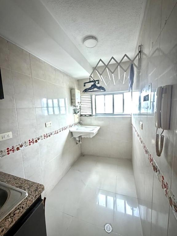 VENTA APARTAMENTO LAGOS . CONDOMINIO EL LAGO en Bucaramanga - Imagen 6