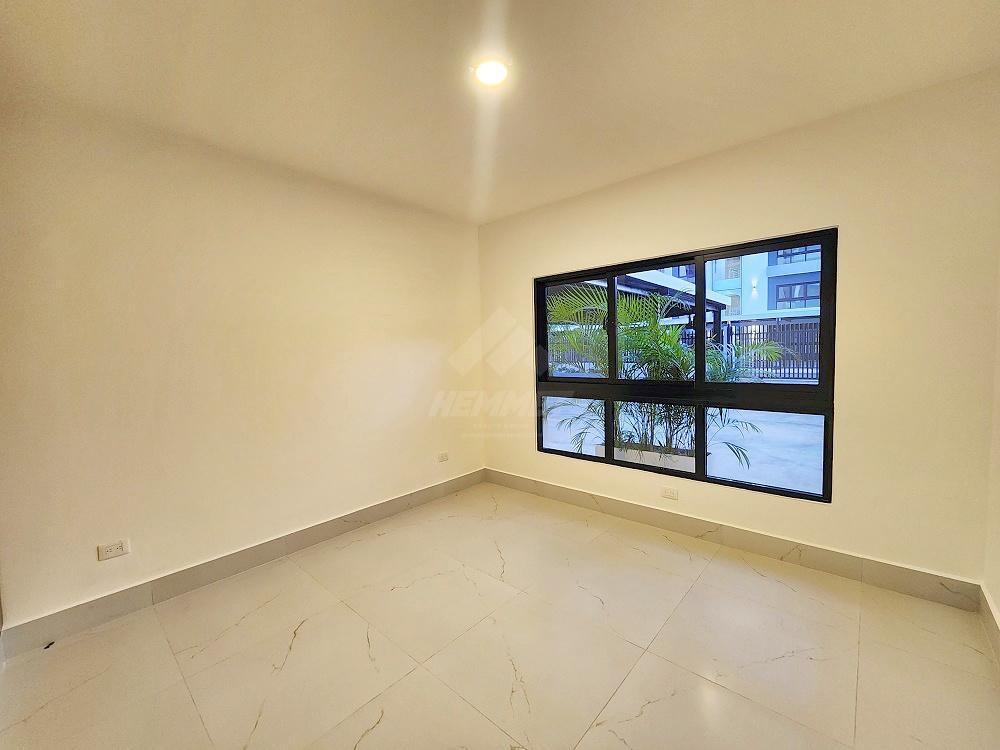 PRIMER PISO ESTRENAR PISCINA Y ROOFTOP JARDINES DEL ESTE STGO. en Licey al Medio - Imagen 6