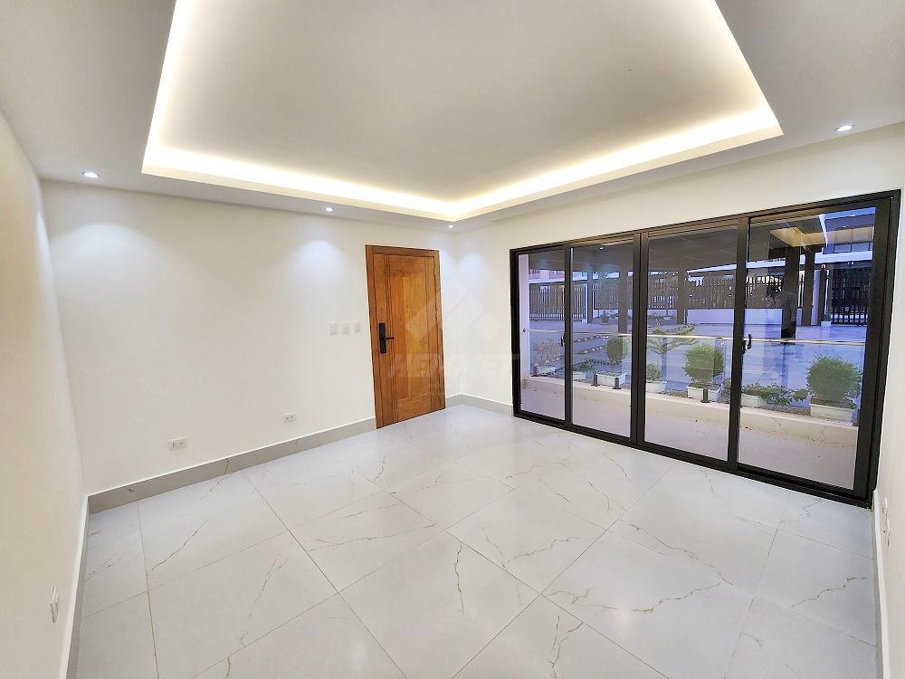 PRIMER PISO ESTRENAR PISCINA Y ROOFTOP JARDINES DEL ESTE STGO. en Licey al Medio - Imagen 7