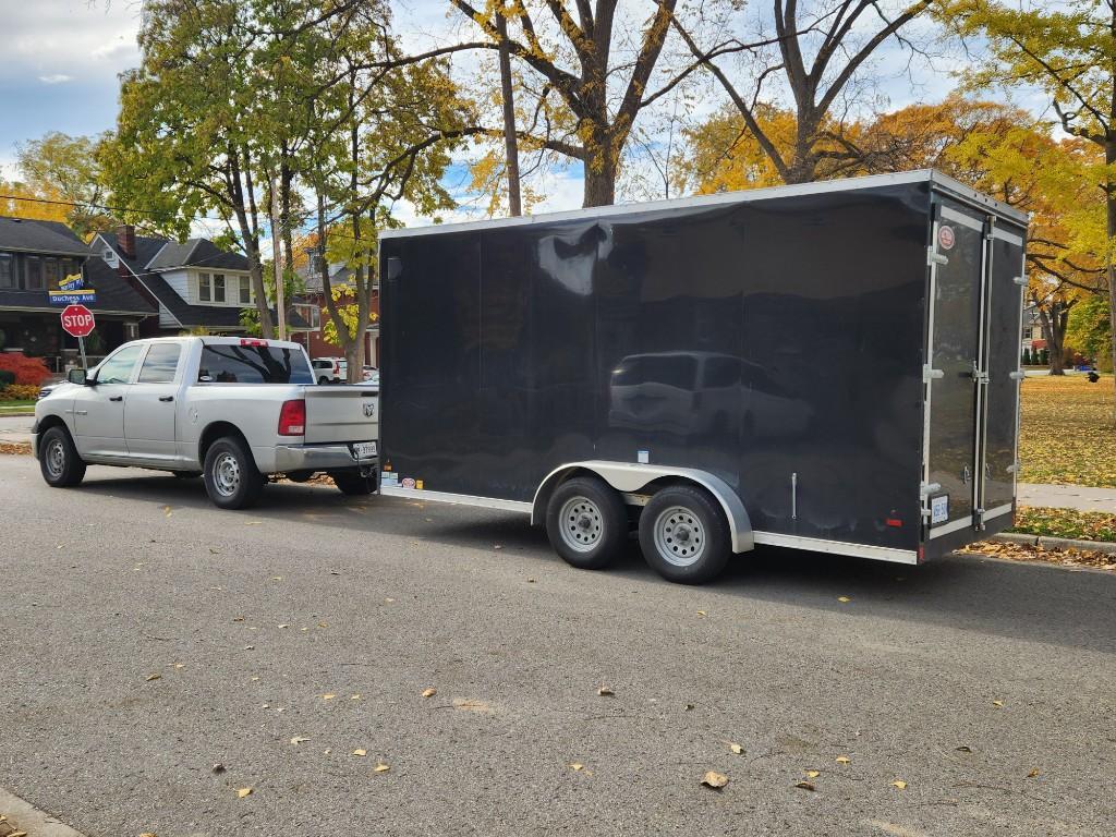 MOVING AND DELIVERIES in Canada - Image 2