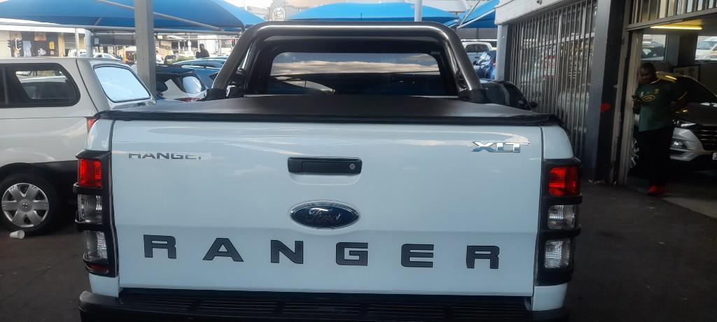 Pre-owned 2018 Ford Ranger 2.2 Engine Capacity Double Cab 4x2 in Bedfordview - Image 6