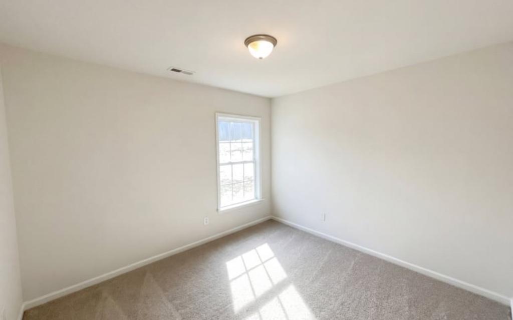 SPACIOUS HOUSE FOR RENT in Raleigh - Image 6