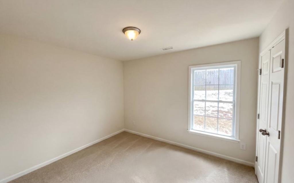 SPACIOUS HOUSE FOR RENT in Raleigh - Image 7