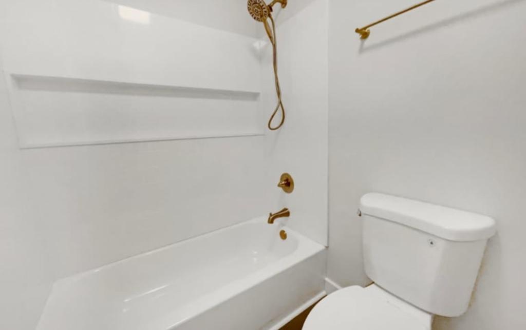 SPACIOUS HOUSE FOR RENT in Raleigh - Image 7