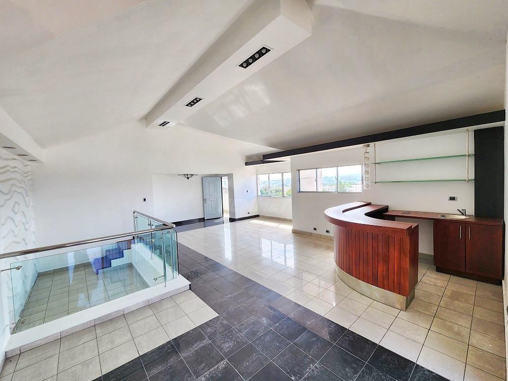 PENTHOUSE REMODELADO CON TERRAZA LA ESMERALDA STGO. en Licey al Medio - Imagen 6
