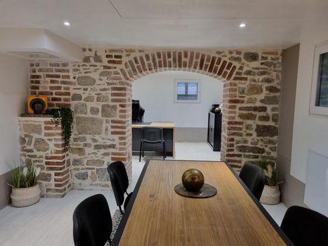 Local professionnel à Mulhouse - Photo 1