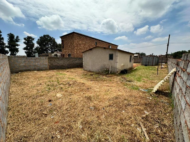 House 2897-ref-1633 for Sale in Rondebult, Germiston in Edenburg - Image 1