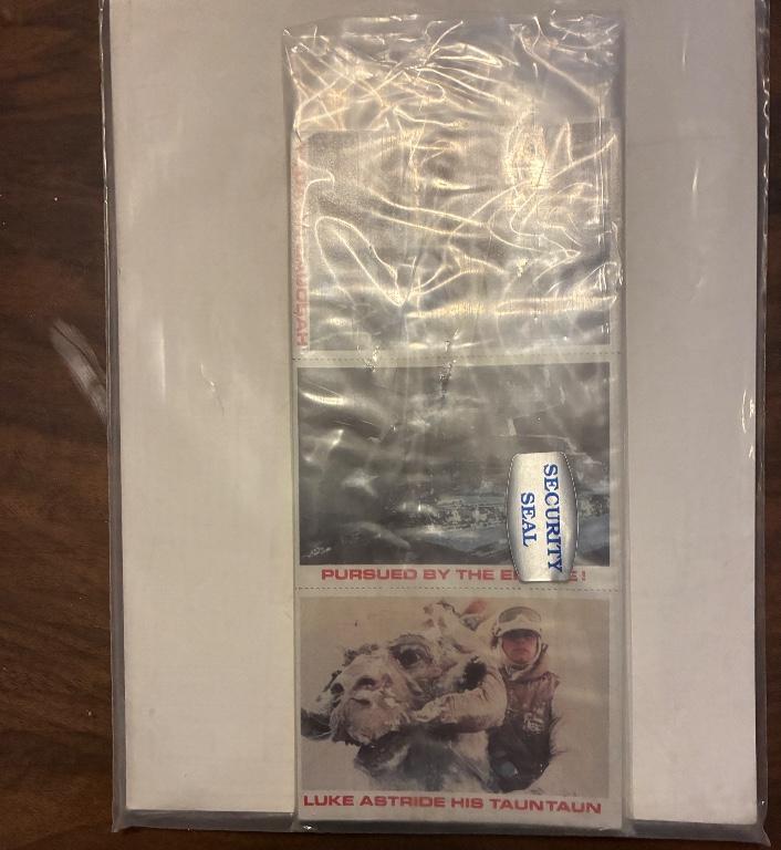 Factory Set Star Wars Trading Card Set 36 Cards Uncut Sheets in Stepney - Image 1