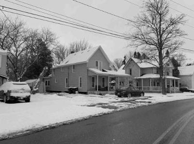 N Main St in Lansing - Image 1