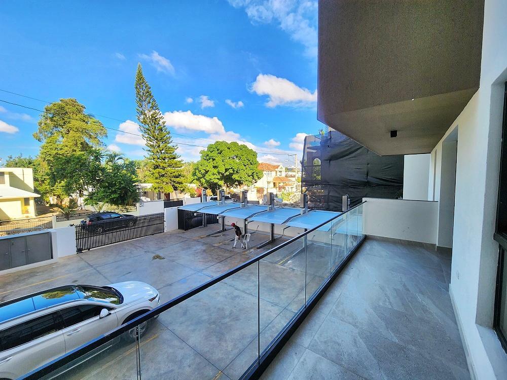 APARTAMENTO ASCENSOR Y ROOFTOP LAS PALOMAS PROXIMO AL HOMS en Licey al Medio - Imagen 9