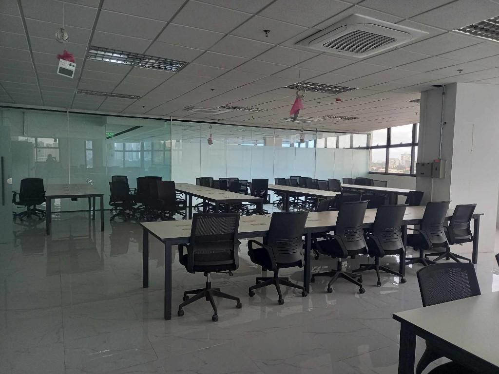 For Rent Lease Whole Floor Fully Furnished Office Space in Malabon - Image 4