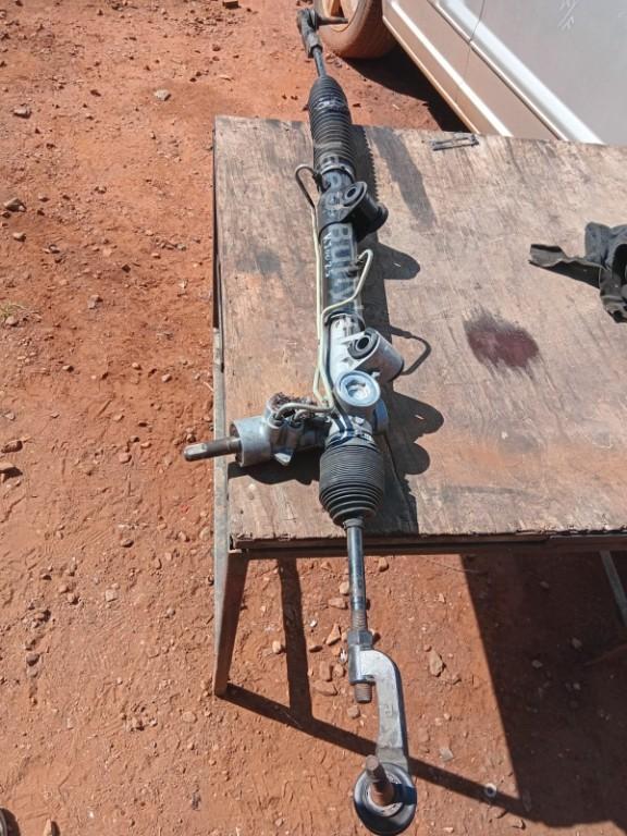 Second Hand Hydraulic Power Steering Rack For Jeep Liberty in Benoni - Image 1