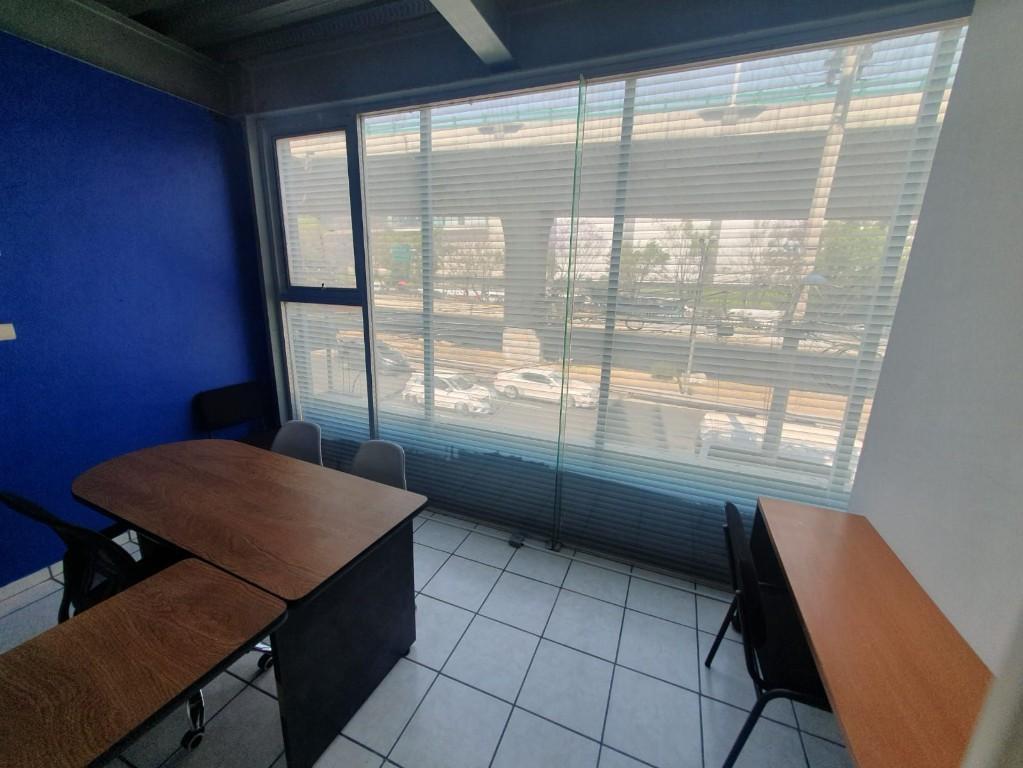 - RENTA DE OFICINAS Y SALAS DE JUNTAS CON LA MEJOR UBICACIÓN - en Tacuba - Imagen 2
