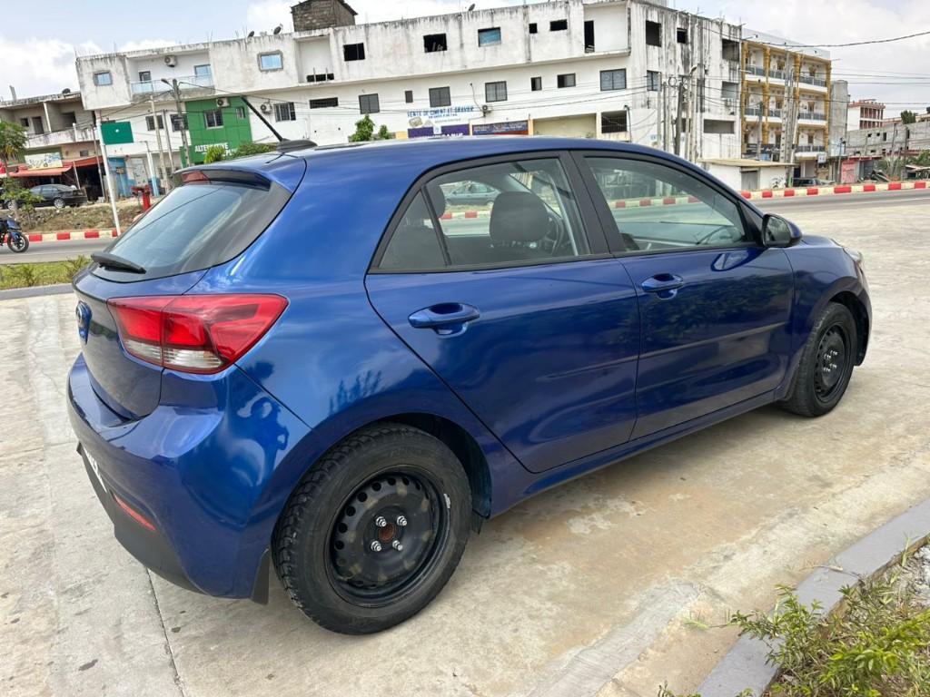 Kia Rio en vente à Abidjan - Photo 1