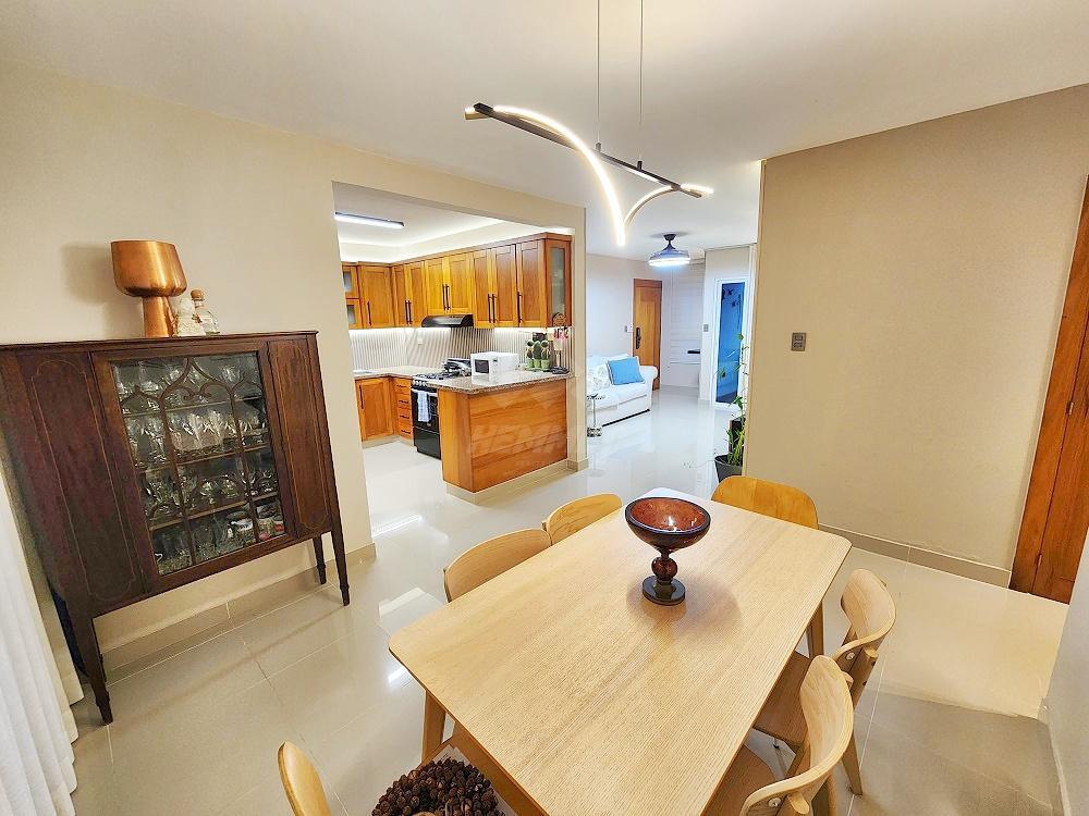 APARTAMENTO PATIO PRIVADO REMODELADO PROXIMO PUCMM STGO. en Licey al Medio - Imagen 7