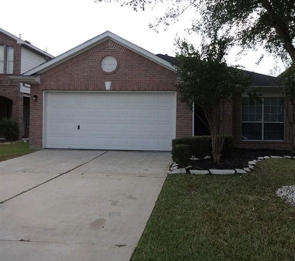 Apartment for Rent in Sugar Land - Image 1