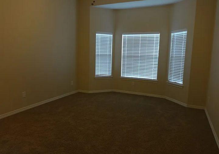 Apartment for Rent in Sugar Land - Image 4