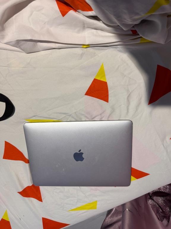 MacBook Pro 2017 en Côte d’Ivoire - Photo 2