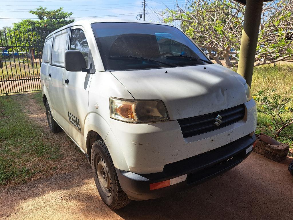 Suzuki panel APV en Panamá - Imagen 3