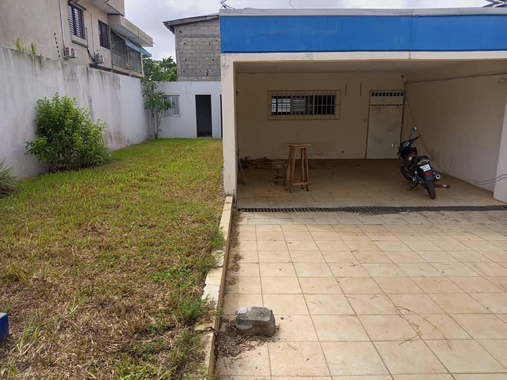 VILLA BASSE EN LOCATION en Côte d’Ivoire - Photo 5