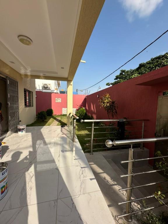 LOCATION | COCODY RIVIERA 3 | cité synasscas ci 2 DUPLEX F6 en Côte d’Ivoire - Photo 5