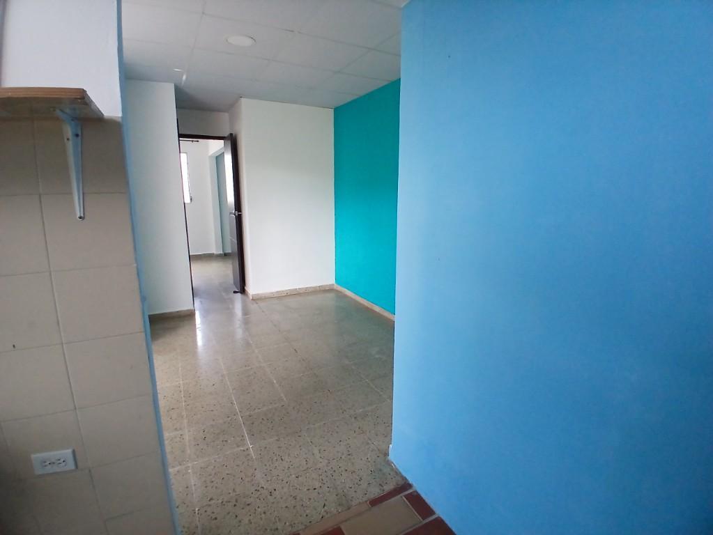 Alquilo Apartamento en Escobal - Imagen 2