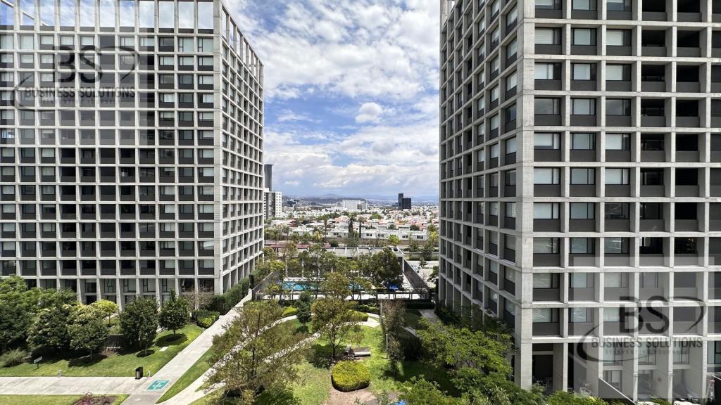 KL / RENTA DEPARTAMENTO AMUEBLADO EN HERMOSO CONDOMINIO. 2 … en Querétaro (QRO) - Imagen 1