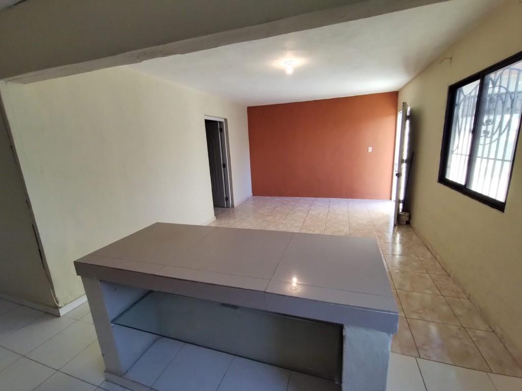 CASA CON DOS APARTAMENTO en Boca Chica - Imagen 3