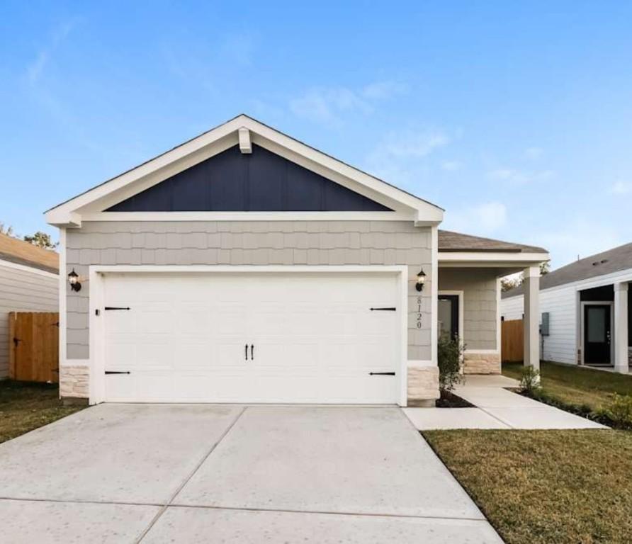 Home For Rent and Immediate Moving In in Spring - Image 1