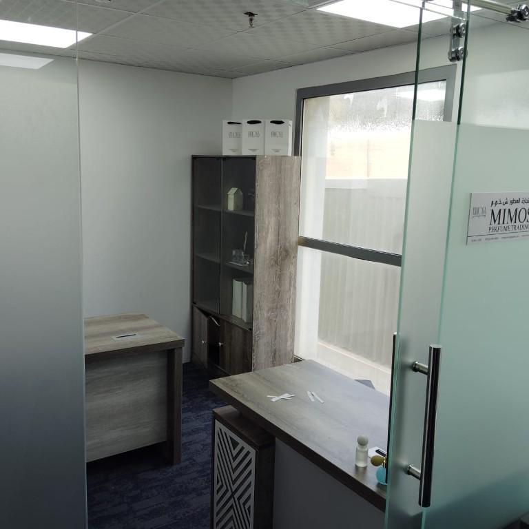 125 SQFT OFFICE SPACE AVAILABLE FOR RENT IN DUBAI in Dubai - Image 4