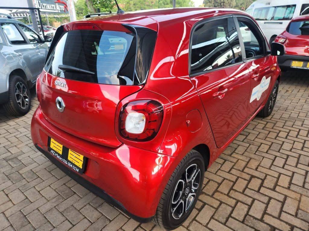 2017 Smart Forfour 66kW Prime For Sale R20 000 2017 HATCHBACK Pe in Centurion - Image 3