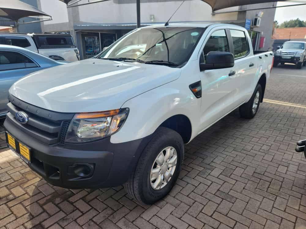 2014 Ford Ranger 2.2TDCi Double Cab Hi-Rider XL For Sale R90 000 in Centurion - Image 4
