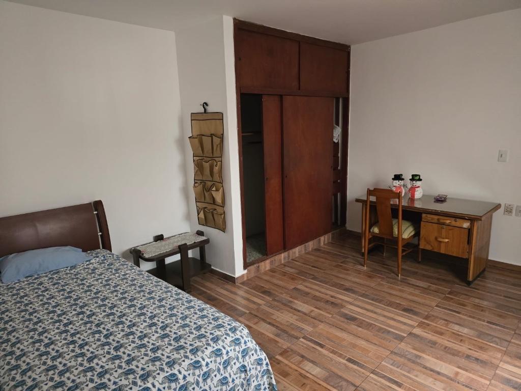 VENTA CASA TERRAZAS . TRES PISOS INDEPENDIENTES CON TRES HABITA en Bucaramanga - Imagen 6