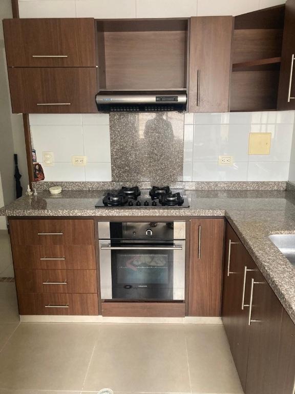 VENTA APARTAMENTO LA FLORESTA en Girón - Imagen 2