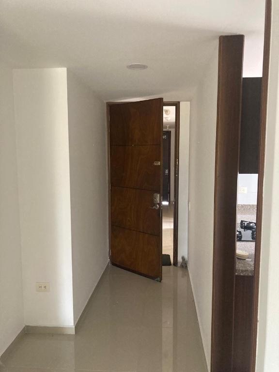 VENTA APARTAMENTO LA FLORESTA en Girón - Imagen 4