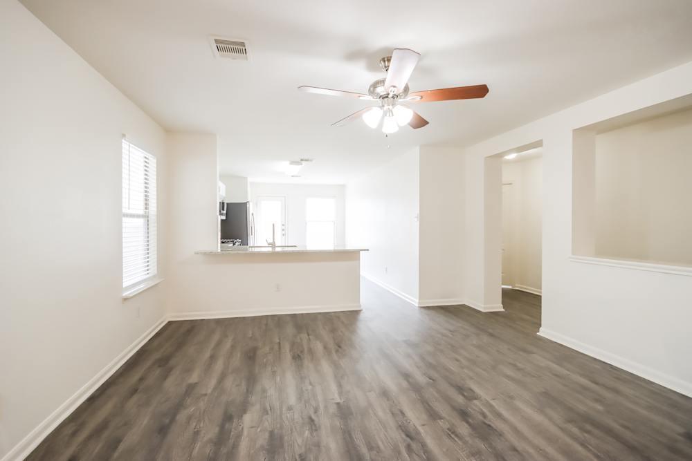 Available 3BED In Humble, TX, 77338 For Rent in Spring - Image 4