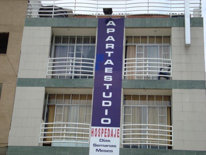 ALQUILER DE COMODOS APARTAESTUDIOS AMOBLADOS POR DIAS SEMANAS M en Cali - Imagen 1
