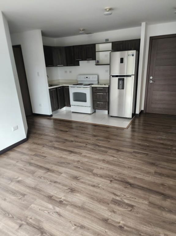 APARTAMENTO EN VENTA/RENTA EN DI FIORI ZONA 7 en Guatemala - Imagen 3