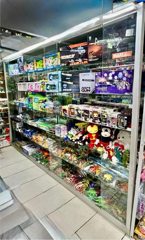VITRINAS ALUMINIO en Colombia - Imagen 1