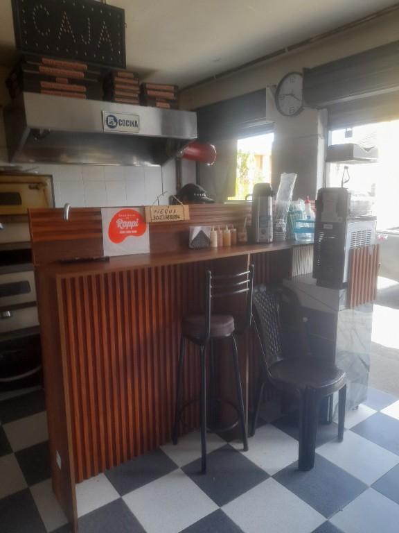 SE VENDE HERMOSA PIZZERIA Y COMIDAS RAPIDAS en Colombia - Imagen 1