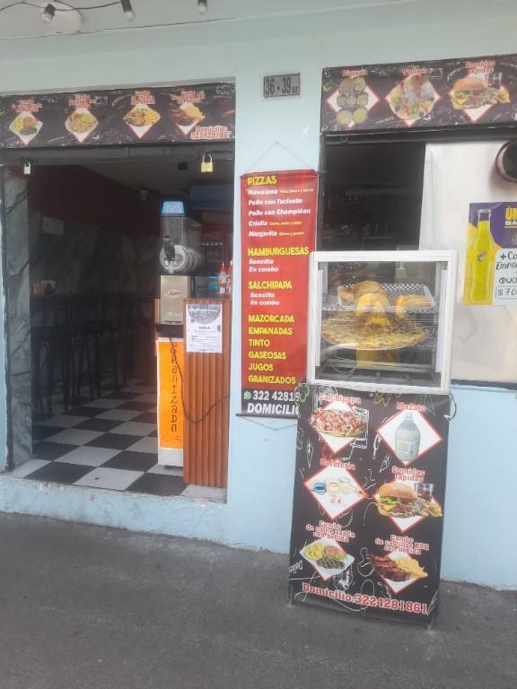 SE VENDE HERMOSA PIZZERIA Y COMIDAS RAPIDAS en Colombia - Imagen 2