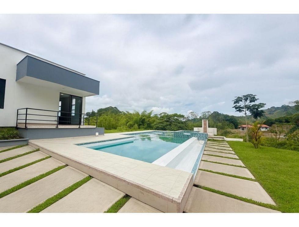 HERMOSA CASA CAMPESTRE en Pereira - Imagen 3