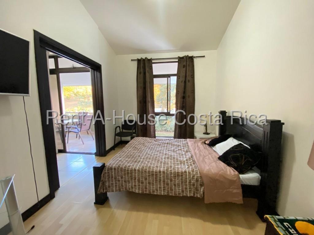 Se alquila apartamento en Santa Ana San José 26-1415 en San José - Imagen 6